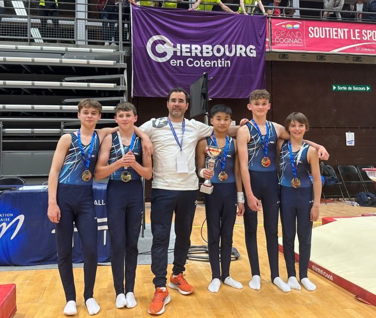 L’équipe FÉDÉRALE A1 10-15 ans du Club Gymnique Cherbourgeois a remporté le titre National à Cognac